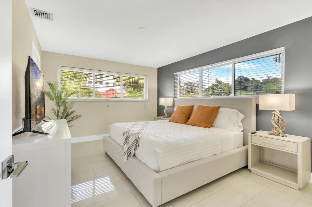 Bright Pompano Beach With Pool Access Εξωτερικό φωτογραφία