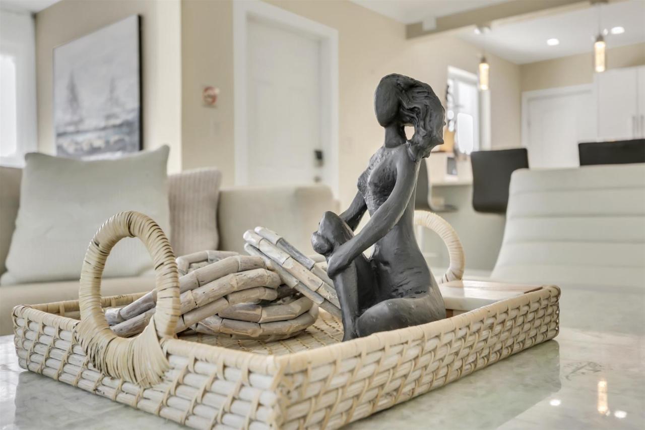 Bright Pompano Beach With Pool Access Εξωτερικό φωτογραφία